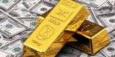 الذهب يتراجع مع تدعم الدولار بالتوترات التجارية بين أمريكا والصين