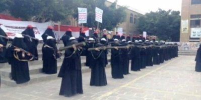 اليمن: الحوثي يوجه بتجنيد معلمات المدارس والزج بهن في الجبهات