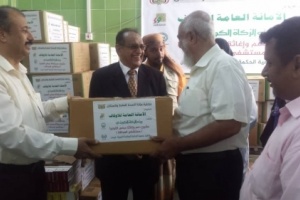الكويت ترفد مستشفى الصداقة في عدن  بشحنة أدوية لمرضى الكوليرا 