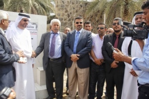 السفير الإماراتي ووزير الصحة يضعان حجر الاساس لمركز أمراض وجراحة العظام بمستشفى الجمهورية بعدن