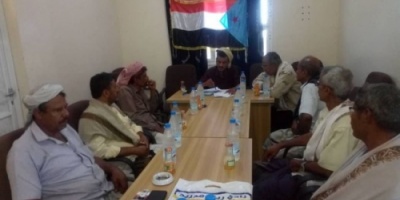 انتقالي الشحر يعقد اجتماع استثنائي لمناقشة موضوع ميناء المحافظة 