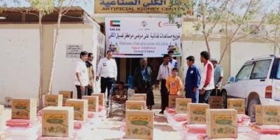 *قوافل إغاثية إماراتية إلى المناطق النائية والمراكز الصحية في شبوة.*