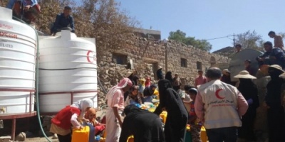الهلال #الامـاراتي يواصل تنفيذ مشروع سقيا ماء لليوم 15 على التوالي في ريف تعز