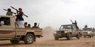 التحالف يُسقط أسلحة لقبائل "حجور" في حجة