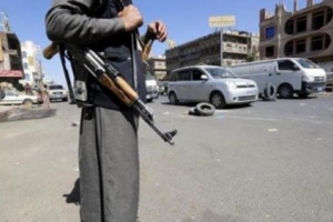 مليشيا الحوثي تستحدث نقاطا في شوارع صنعاء لتفتيش المواطنين وجباية سائقي المركبات 