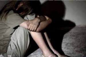جريمة جديدة لاغتصاب طفلة عمرها 13 عاما بتعز من قبل ذئاب الاصلاح