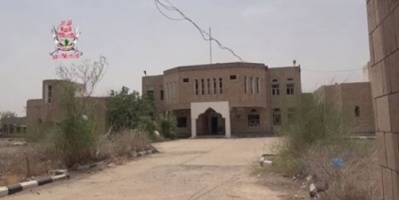 المليشيات الحوثية تدمر منزل أحد المواطنين في التحيتا بقذائف الهاون 