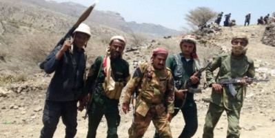 وفد أمني رفيع المستوى بلحج يزور جبهة حبيل حنش للإطلاع على مدى جهوزية المقاتلين 