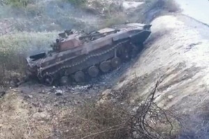 صور خاصة من قيادة جبهة حمك تظهر فيها الخسائر التي تكبدها المليشيات الحوثية خلال 48 ساعة الأخيرة  