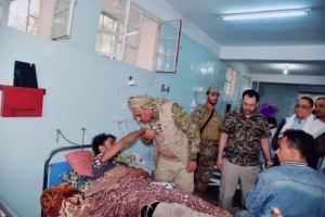 جهود جبارة يبذلها مستشفى النصر بالضالع في علاج المقاتلين الجرحى والمرضى