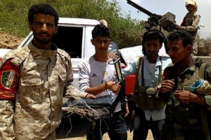 وحدة الهندسة في الشرطة العسكريه بالضالع تفكك عددا من العبوات الناسفة زرعتها مليشيا الحوثي 