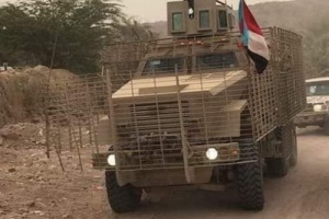 إعلامي ساخر يهاجم قوات الأحمر ويصف دخول شبوة معركة كسر العظام 