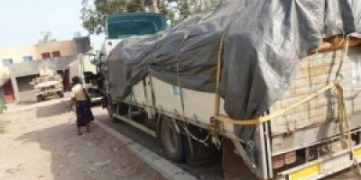 ضبط شحنة كمية من السماد المهربة في نقطة الرباط شمال عدن 