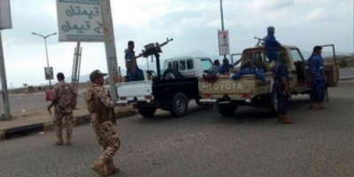 عاجل ... قتلى وجرحى في هجوم ارهابي على طقم عسكري بوادي حضرموت 