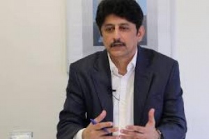 بن فريد : الشرعية حكومة هزيلة أوهن من بيت العنكبوت