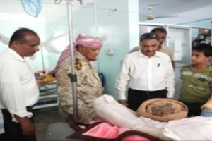 قيادي في المجلس الانتقالي ب#الضـالع يزور جرحى الحرب بمستشفى النصر العام