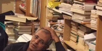 دبلوماسي يمني :حكومة هادي لا توجد الافي فيس بوك وهو رئيس للاخوان بلا قاعدة جماهيرية 