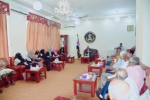 الرئيس الزُبيدي يلتقي بقيادة وأعضاء نقابة المهندسين والنقابات المهنية في الجنوب