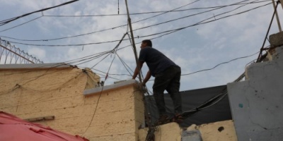 السلطة المحلية تنفذ حملة قطع الربط العشوائي للتيار الكهربائي في الاسواق