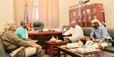 الرئيس الزبيدي يلتقي قائد جبهة ثرة ويشيد بالادوار البطولية لمديرية لودر 