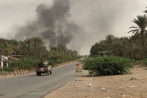 مليشيات الحوثي تعاود قصف مواقع القوات المشتركة شرق الدريهمي