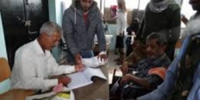 تدشين صرف رواتب الشهداء والجرحى .. واليوم تدشين الصرف لمنتسبي القوات المسلحة 
