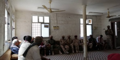 قائد محور يافع يزور مركز التدريب في يهر