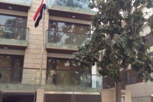 مليشيا الاصلاح تعبث بسفارة اليمن لدى الهند وتسرق مستحقات الطلاب الحكومية في بنجلور.