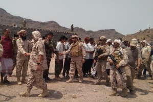 الرئيس الزبيدي وقائد قوات التحالف العربي يزور لواء لبوزة بالمسيمير لحج لتفقد اعمال التدريب والتجهيز القتالي