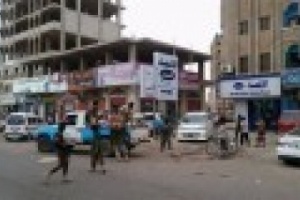 انباء عن وقف الاقتتال في مديرية الشيخ عثمان بعد وساطة لالوية العمالقة 