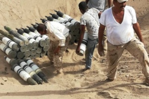 التحالف يتلف كميات كبيرة من القذائف والالغام بعدن