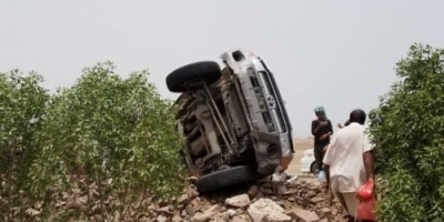 #عدن.. إصابة جنديان من قوات #الحزام_الأمني جراء إنقلاب طقم عسكري