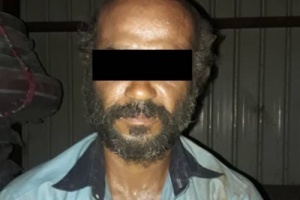 بالتفاصيل.. حزام #لحج يضبط لص جوالات