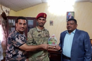 الجالية الجنوبية في المملكة والخليج تكرم العميد ابو اليمامة بدرع الجالية لابطال الوطن 