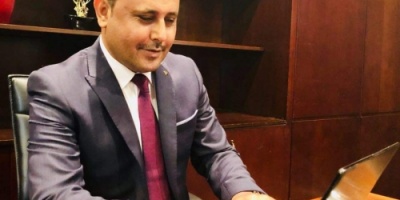اليافعي :أنزال 4 نساء من على متن باص واختطافهن عادي لكن تغريدة من 6 كلمات جعلتهم يعلنون الحرب 