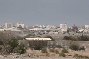 مليشيات الحوثي تكثف قصفها على مواقع القوات المشتركة في الدريهمي جنوب الحديدة