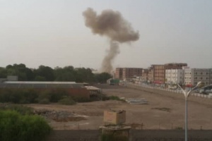 عاجل:تفجير إرهابي يستهدف مركز أمني بالعاصمة عدن قبل قليل