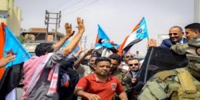 ناشط سعودي يدعو التحالف للوقوف مع شعب الجنوب لإعلان استقلاله وطرد حزب الاصلاح
