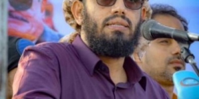 الشيخ بن بريك يرفض وصف ما يجري في #عدن بمعركة جانبية ويؤكد أنه لولا #الجنوبيين ما تحقق نصر للتحالف