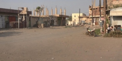 بالأسلحة الثقيلة مليشيا الحوثي تقصف مواقع القوات المشتركة 