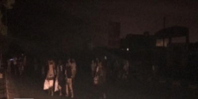 بالصورة..  تأمين خروج جنود المعاشيق من قبل القوات الجنوبية 