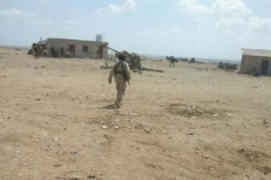 الفرق الهندسية تواصل نزع وتفكيك الالغام خلف معسكر مهران في #عدن