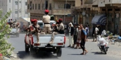 الحشد الشعبي المدعوم #قطرياً ينفذ حملة نهب واسعة ويعتقل تاجراً في #تعز