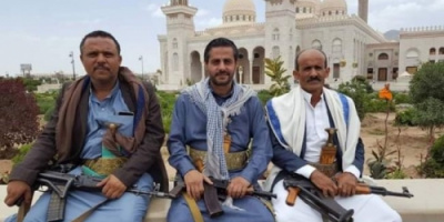 انضمام احد الوية #الشرعية في #الجوف بكامل عتاده للحوثيين(تفاصيل)