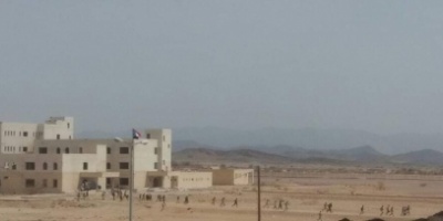 #عاجل : سقوط تبه الارسال ومستشفى عتق الجديد وفرار جماعي لمليشيا الاصلاح