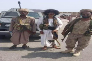 شهود عيان : لايوجد اي تحليق للطيران الحربي في سماء عدن ولحج اليوم ومصدر عسكري ينفي اي قصف جوي .  