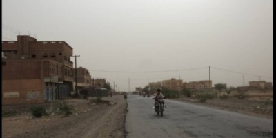 قذائف مليشيا الحوثي تمطر الأحياء السكنية في الحديدة بشكل مكثف 