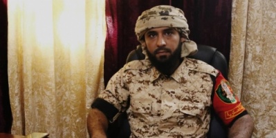 الشرطة العسكرية في الساحل الغربي تتلف آلاف الأكياس من الأسمدة والمواد المهربة