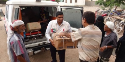 تلبية لنداءات الإستغاثة .. إستجابة سريعة من هيئة الهلال الأحمر الإماراتي لمكافحة الكوليرا في حيس
