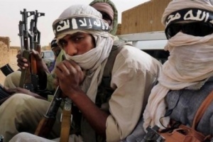تنظيم القاعدة يفجر مقر الحزام الأمني في منطقة عكد بابين 